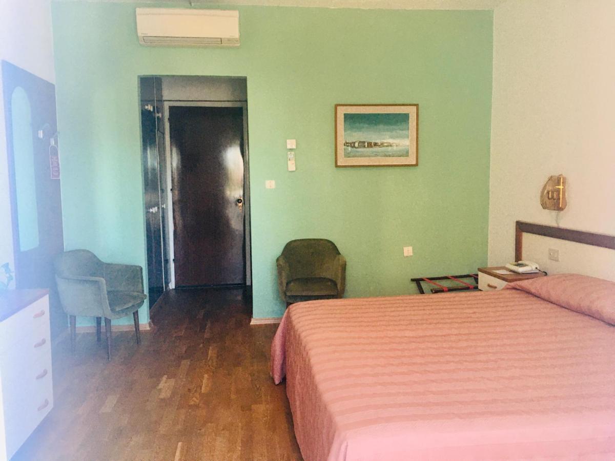 Hotel Milano Градо Экстерьер фото