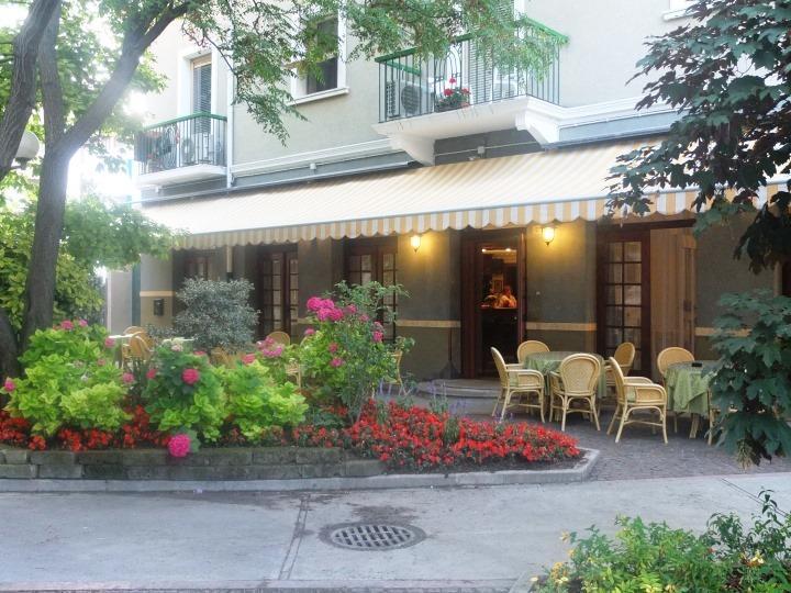 Hotel Milano Градо Экстерьер фото